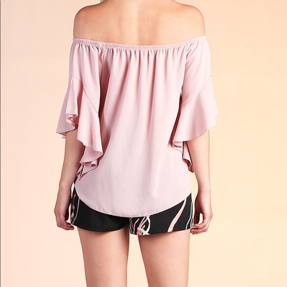 Adorable off the shoulder top with tie front Sz S - Picture 2 of 5